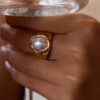 acrylic pearl hammered ring – elegant