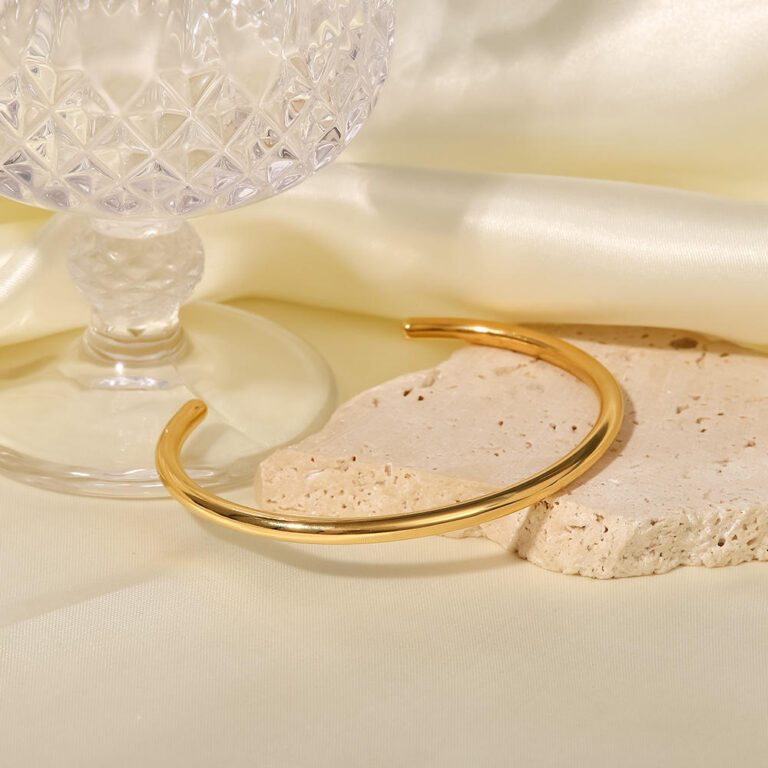 18k gold plated opening bracelet – for women