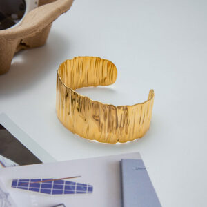 Elegant Wide Texture Cuff Bangle