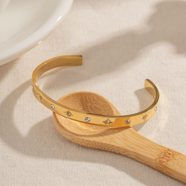 H886b348c5ac941c293b4e129c1ec1ad0D 600x600