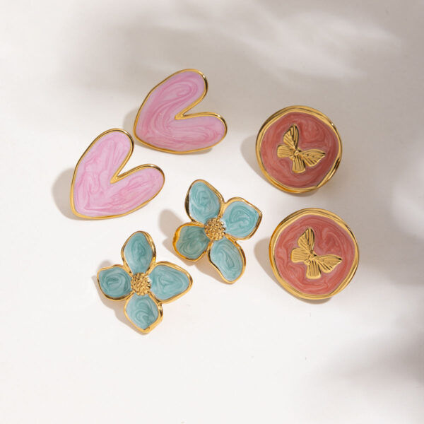 blue flower stud earrings